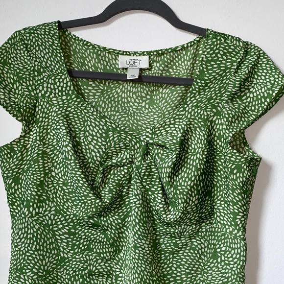Ann Taylor LOFT Petites Leafy Green Women's Blouse, 10P - Picture 6 of 8